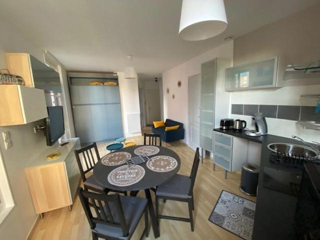 Appartement Avec Balcon Et Parking Prive Mers-les-Bains Extérieur photo